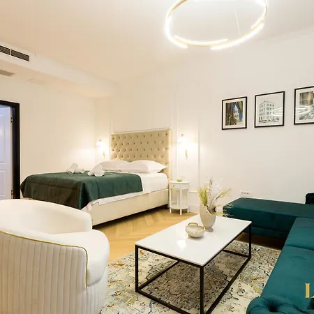 Litore Luxury Bura Апартаменти *
